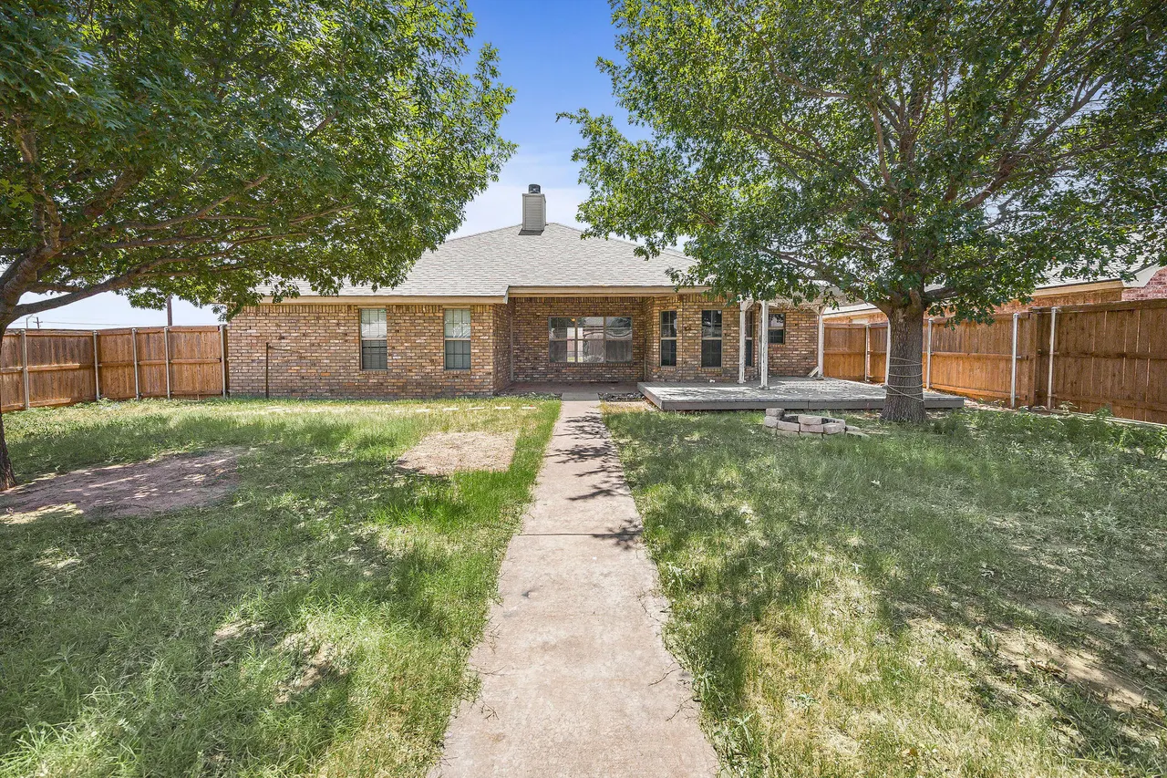 Photo 43 — 2102 97th Street, Lubbock, TX 79423