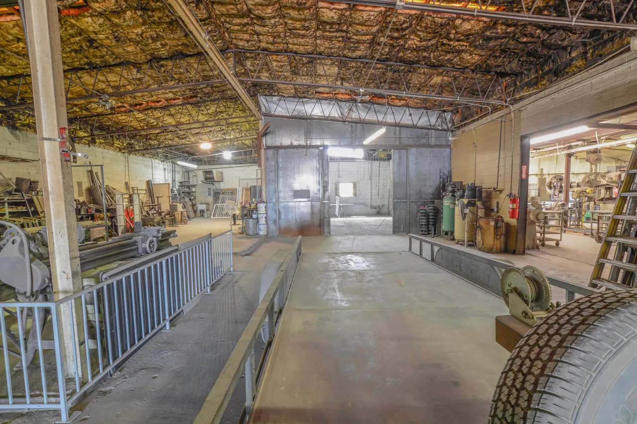 Photo 6 — 1117 N Avenue T, Lubbock, TX 79415