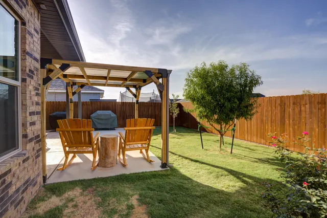Photo 8 — 2017 139th Street, Lubbock, TX 79423