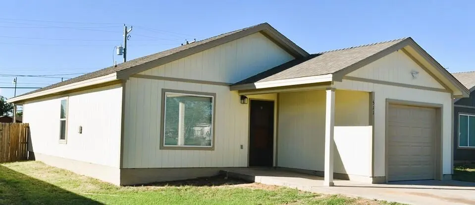 Front exterior — 511 49th Street, Lubbock, TX 79404