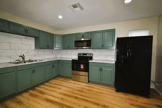 Photo 8 — 511 49th Street, Lubbock, TX 79404