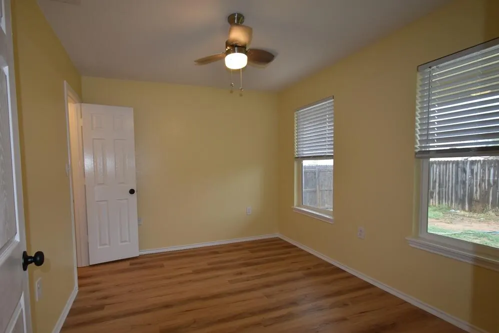 Photo 14 — 511 49th Street, Lubbock, TX 79404