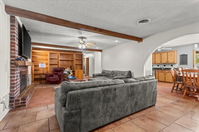 Photo 6 — 2426 County Road 7620, Lubbock, TX 79423