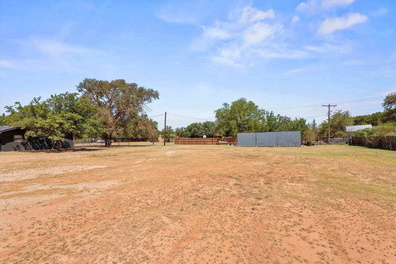 Photo 26 — 2426 County Road 7620, Lubbock, TX 79423