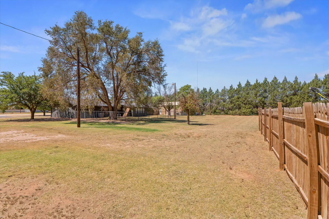 Photo 27 — 2426 County Road 7620, Lubbock, TX 79423