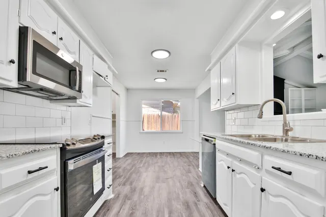 Photo 7 — 7807 Vernon Avenue, Lubbock, TX 79423