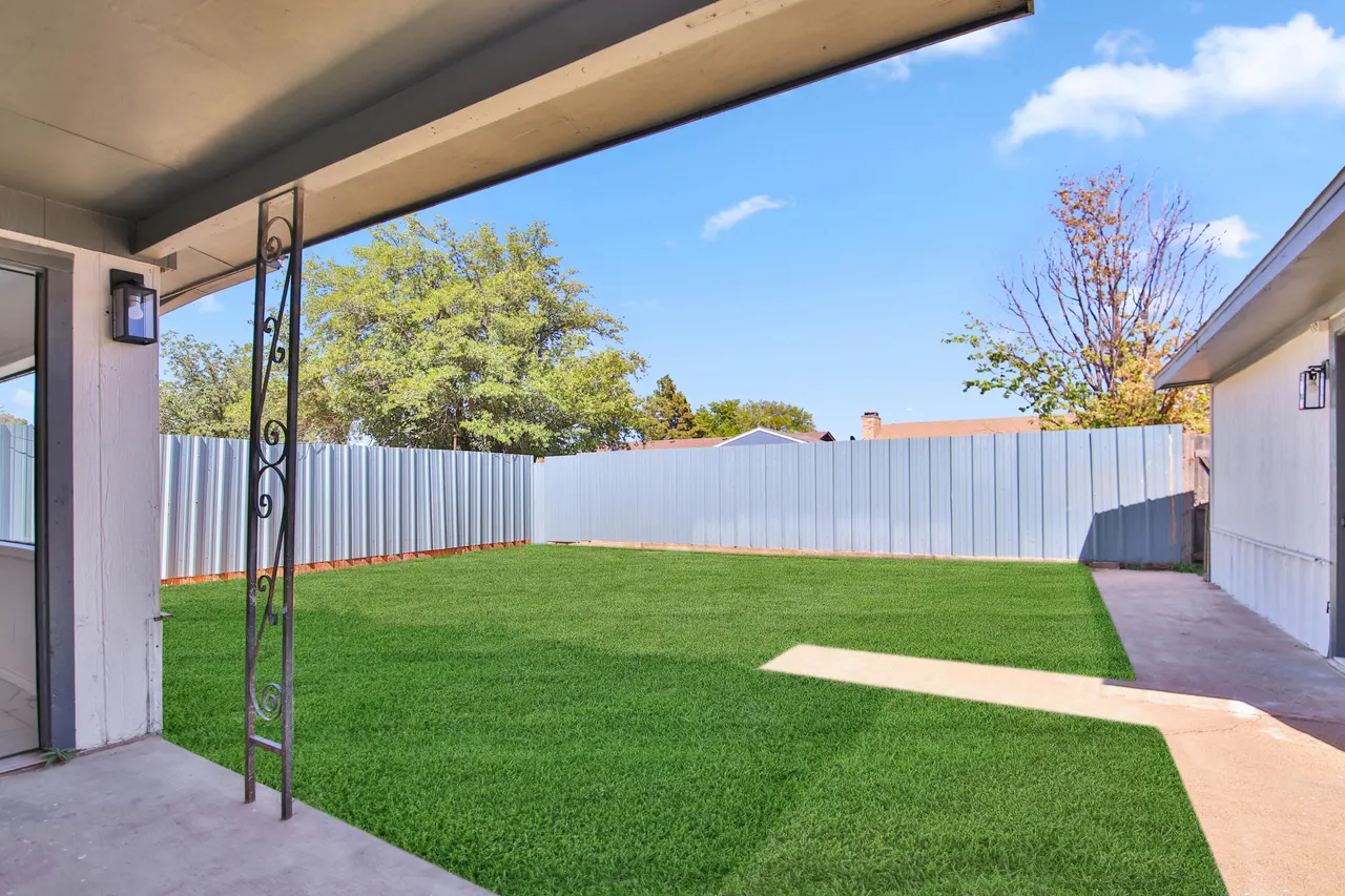 Photo 35 — 7807 Vernon Avenue, Lubbock, TX 79423