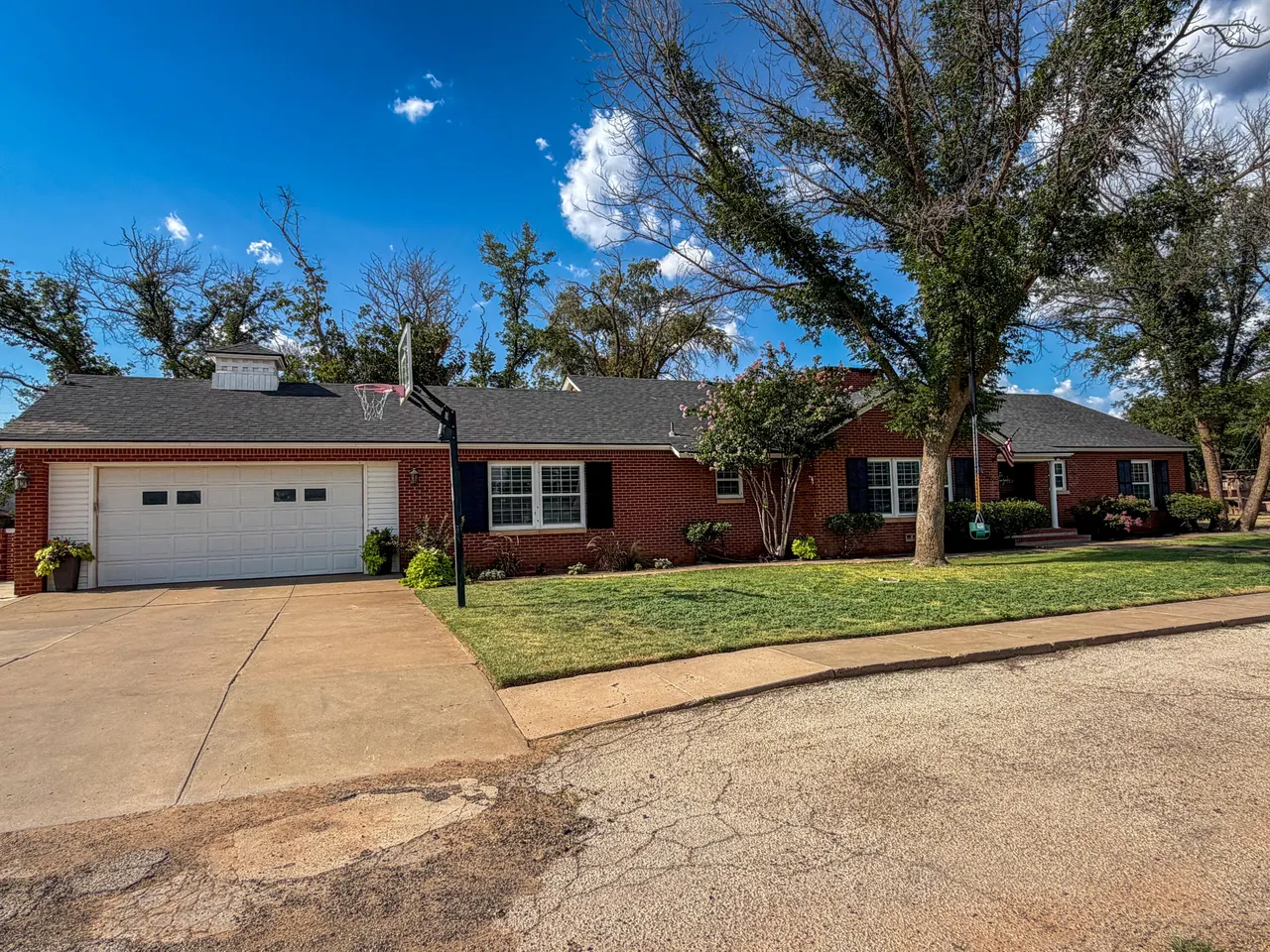 Photo 42 — 1006 N 9th Street, Lamesa, TX 79331