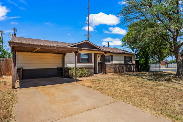 Photo 3 — 1602 68th Street, Lubbock, TX 79412