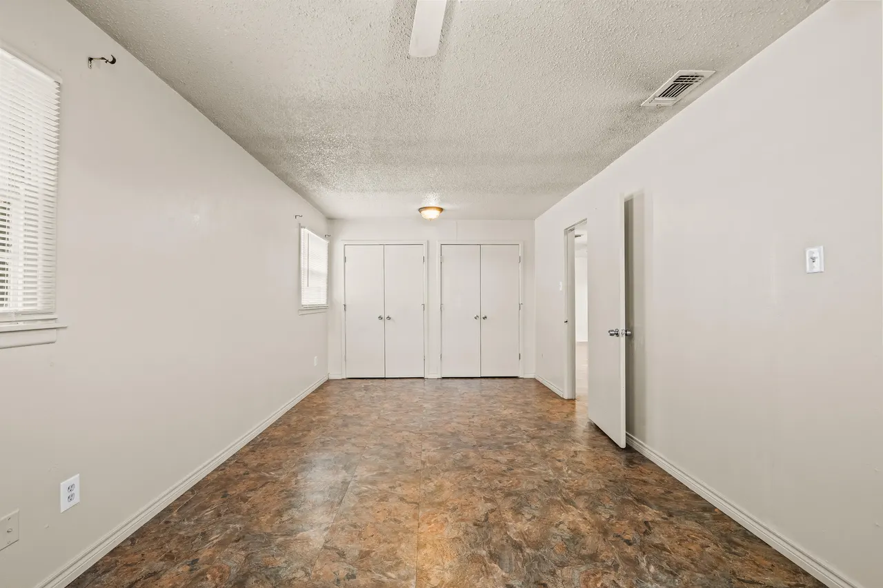 Photo 15 — 1602 68th Street, Lubbock, TX 79412