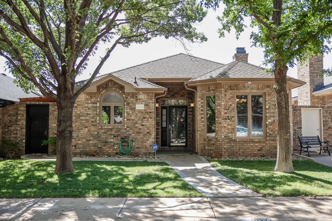 Front exterior — 10316 Knoxville Place, Lubbock, TX 79423