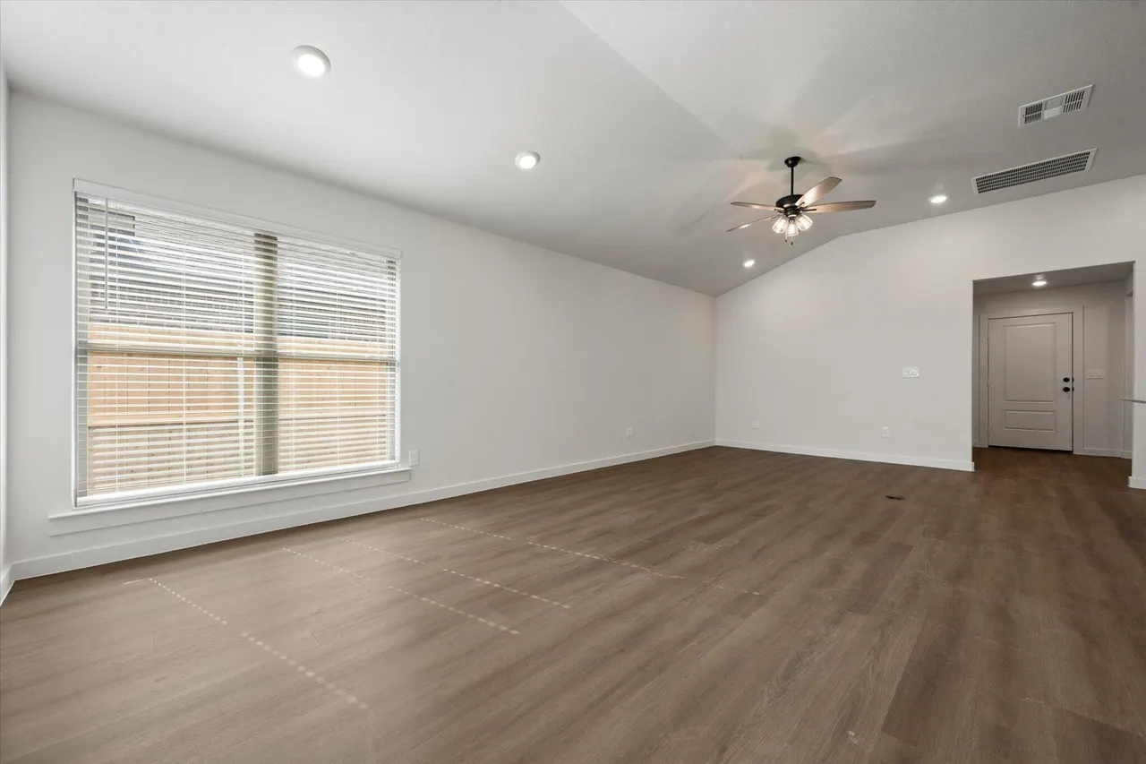 Photo 7 — 6213 121st Street, Lubbock, TX 79424