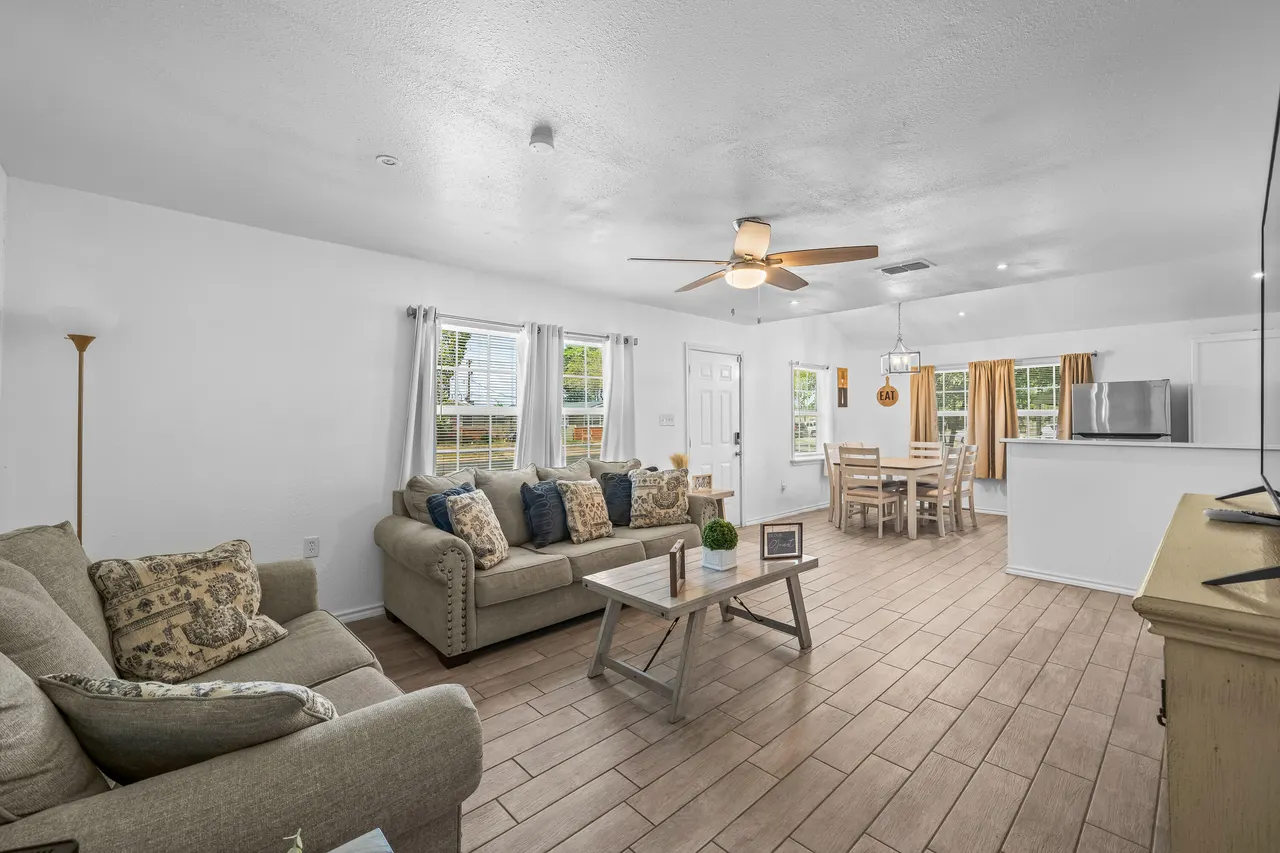 Photo 14 — 2209 35th Street, Lubbock, TX 79412