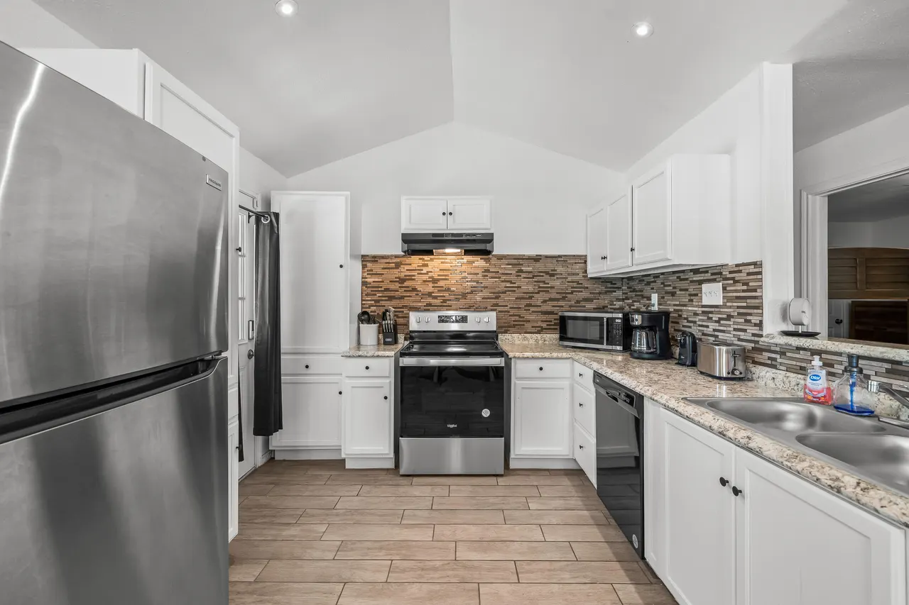 Photo 7 — 2209 35th Street, Lubbock, TX 79412