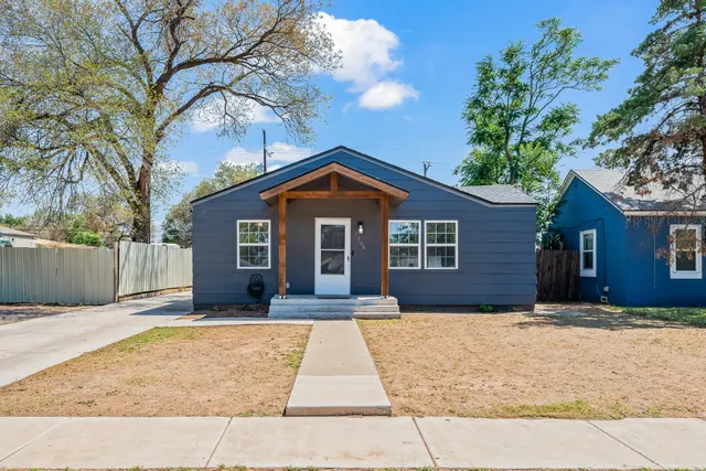 Photo 2 — 2209 35th Street, Lubbock, TX 79412