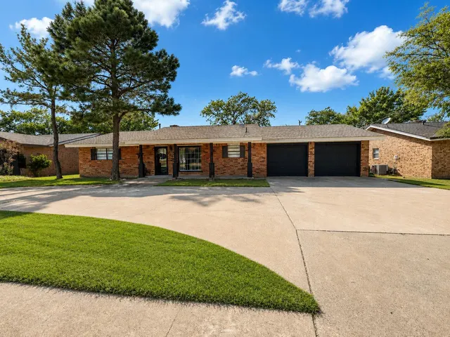Front exterior — 2030 Tech Drive, Levelland, TX 79336