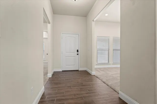 Photo 8 — 9209 Trenton Avenue, Lubbock, TX 79424