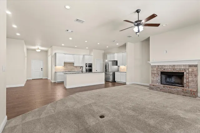 Photo 6 — 9209 Trenton Avenue, Lubbock, TX 79424