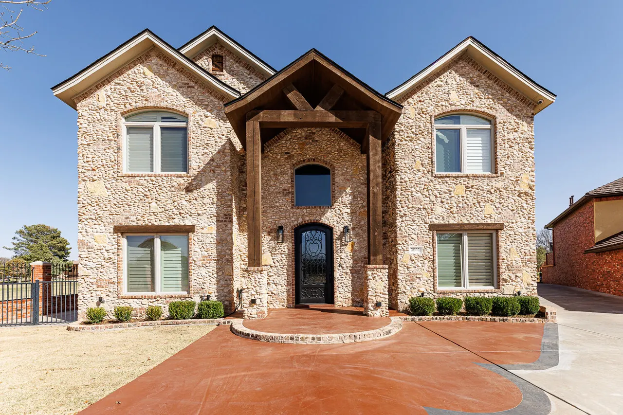 Photo 3 — 5001 91st Street, Lubbock, TX 79424