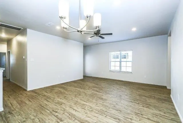 Photo 6 — 11802 Evanston Avenue, Lubbock, TX 79424