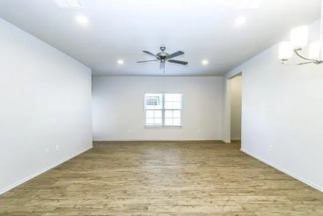Photo 7 — 11802 Evanston Avenue, Lubbock, TX 79424