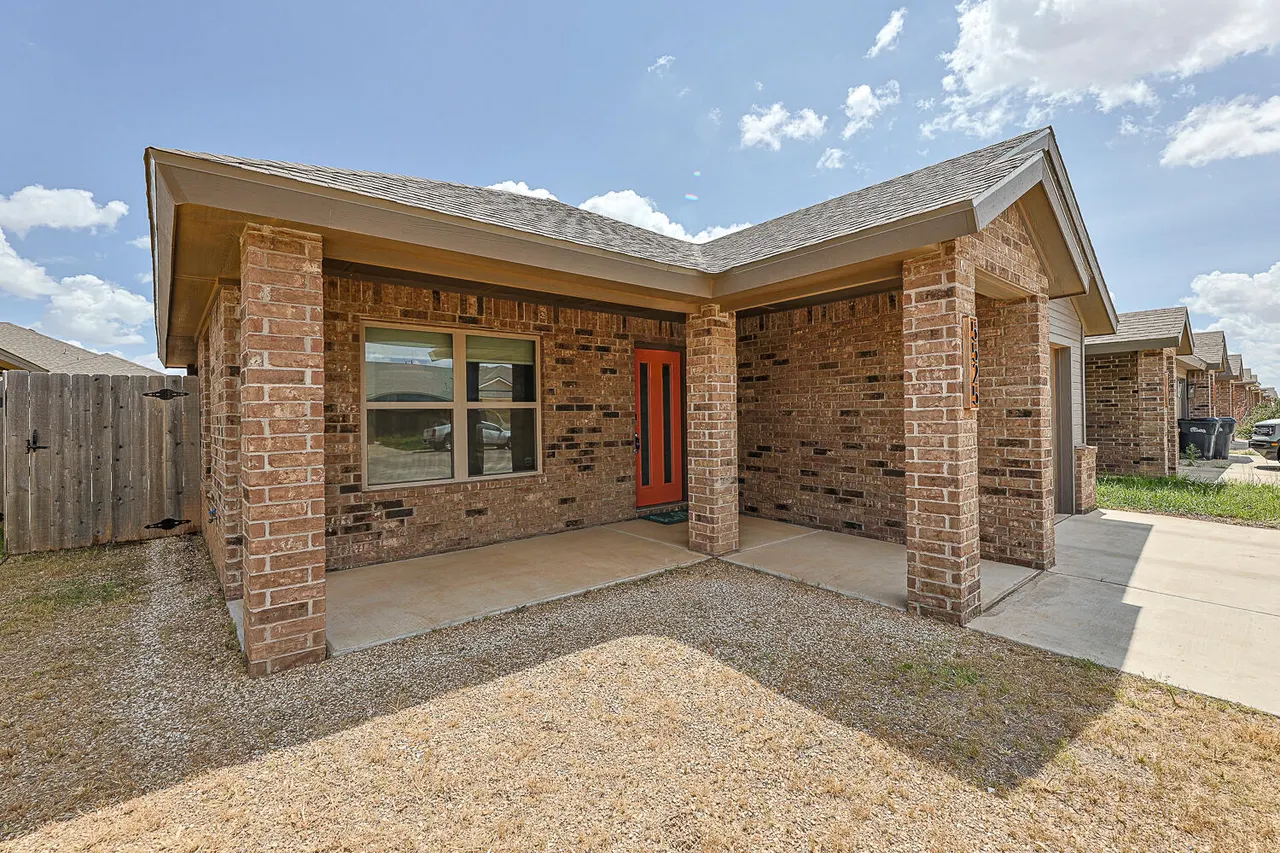 Photo 3 — 5525 Lehigh Street, Lubbock, TX 79416