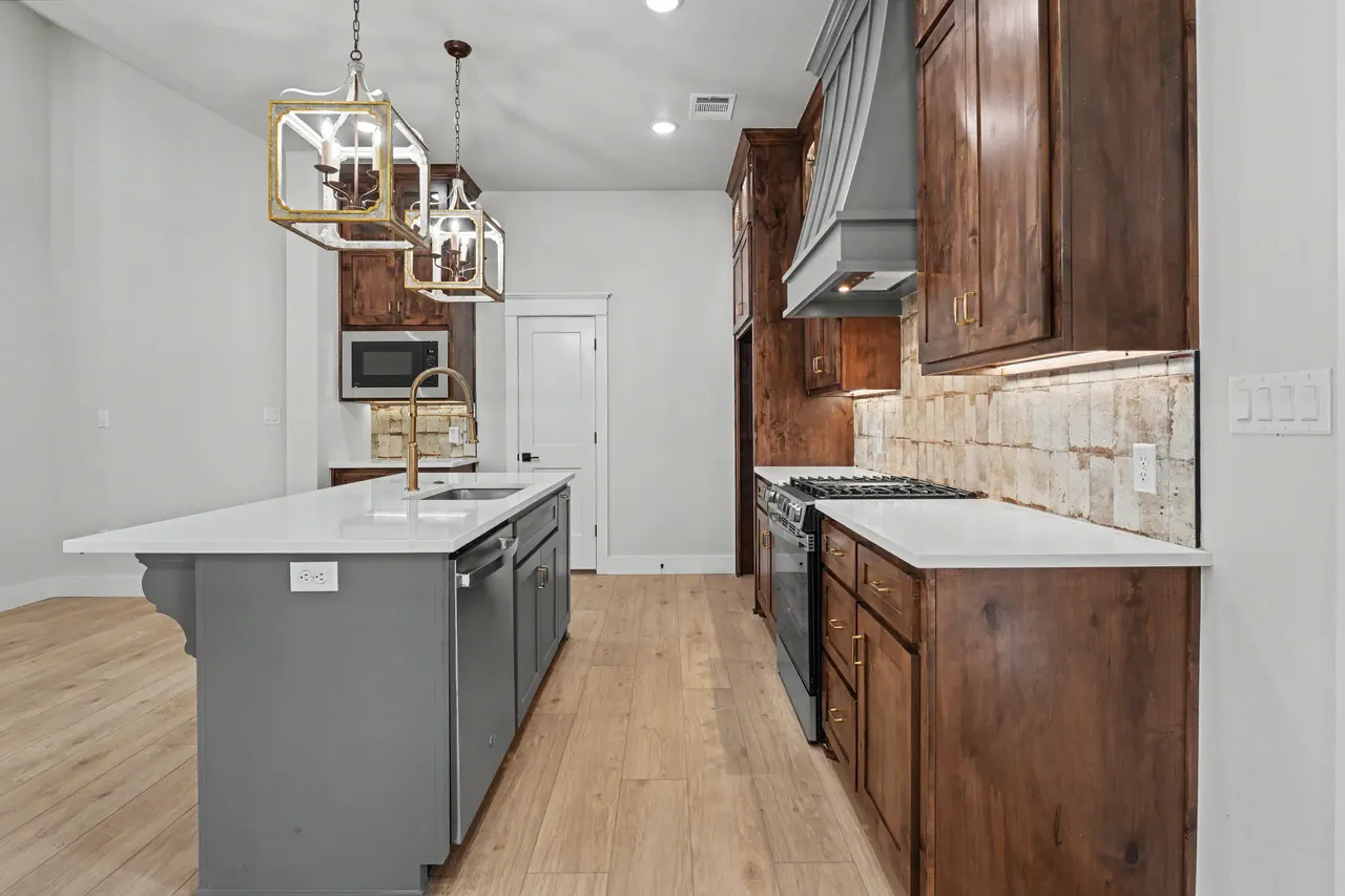 Photo 15 — 1114 N 6th Street, Wolfforth, TX 79382