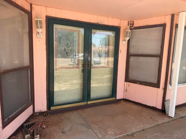 Photo 2 — 1106 S Lons Street, Brownfield, TX 79316