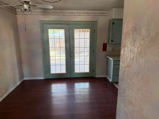 Photo 6 — 1106 S Lons Street, Brownfield, TX 79316