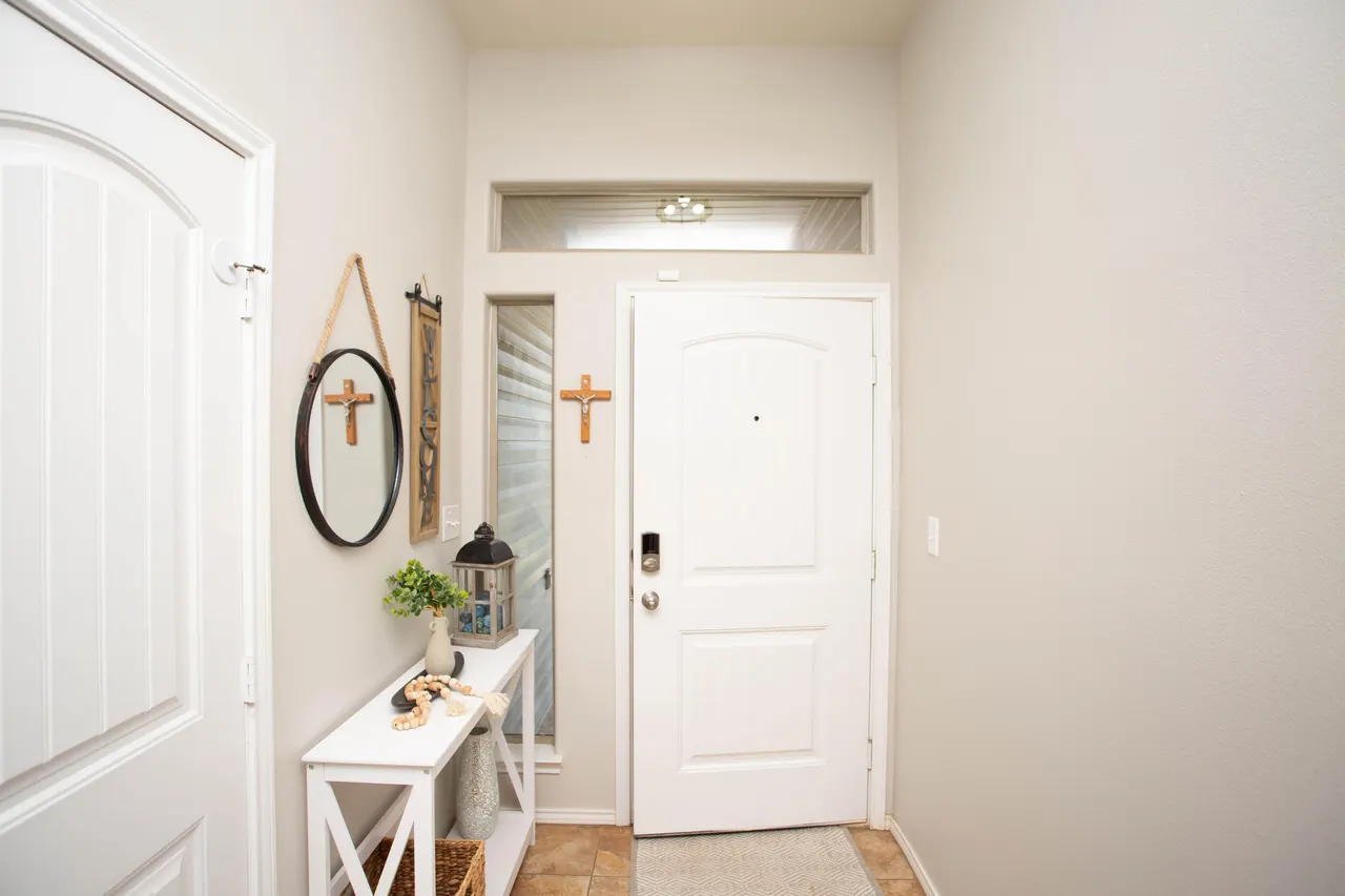 Photo 4 — 5703 109th Street, Lubbock, TX 79424