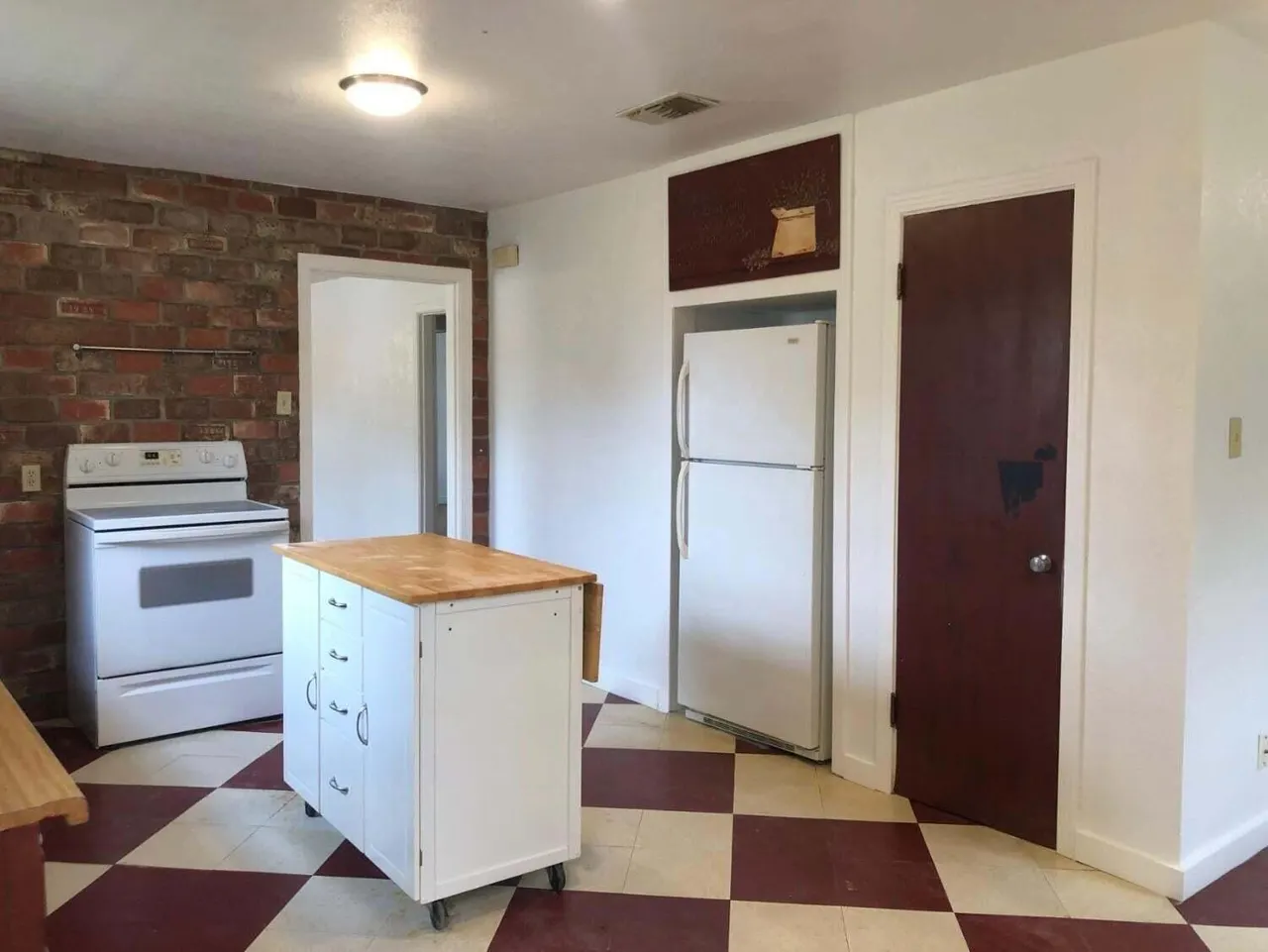 Photo 6 — 2615 39th Street, Lubbock, TX 79413