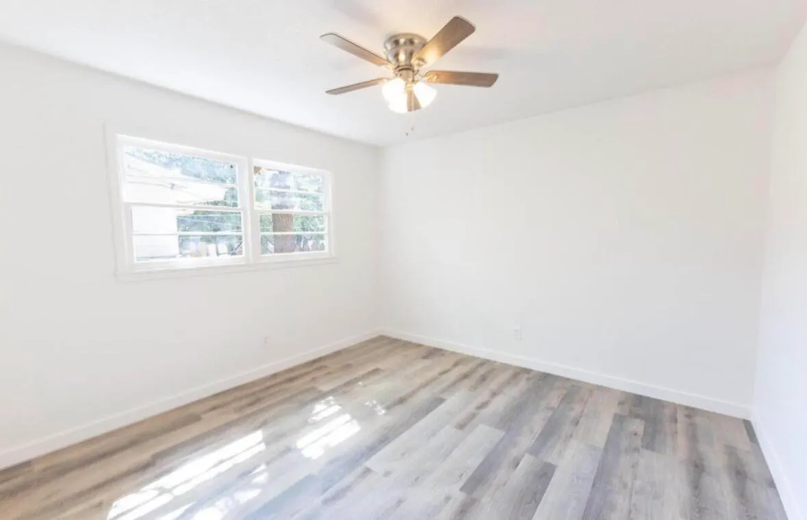 Photo 11 — 2513 44th Street, Lubbock, TX 79413