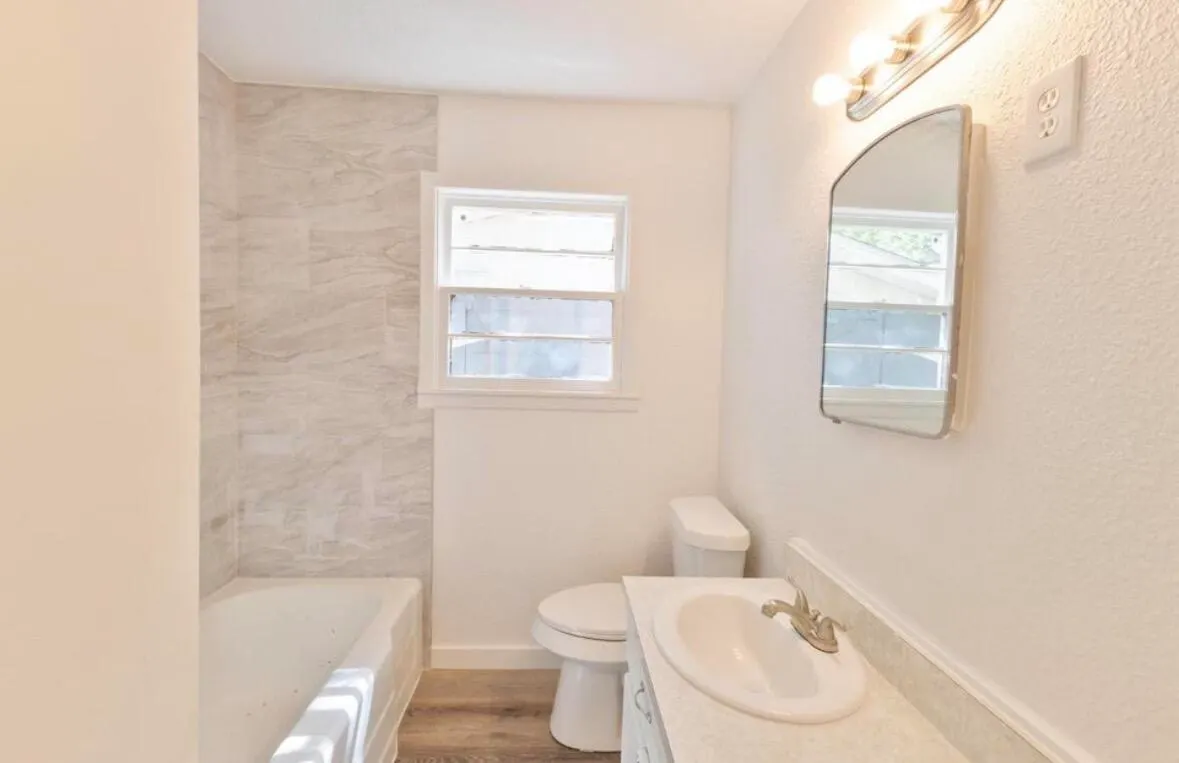 Photo 12 — 2513 44th Street, Lubbock, TX 79413