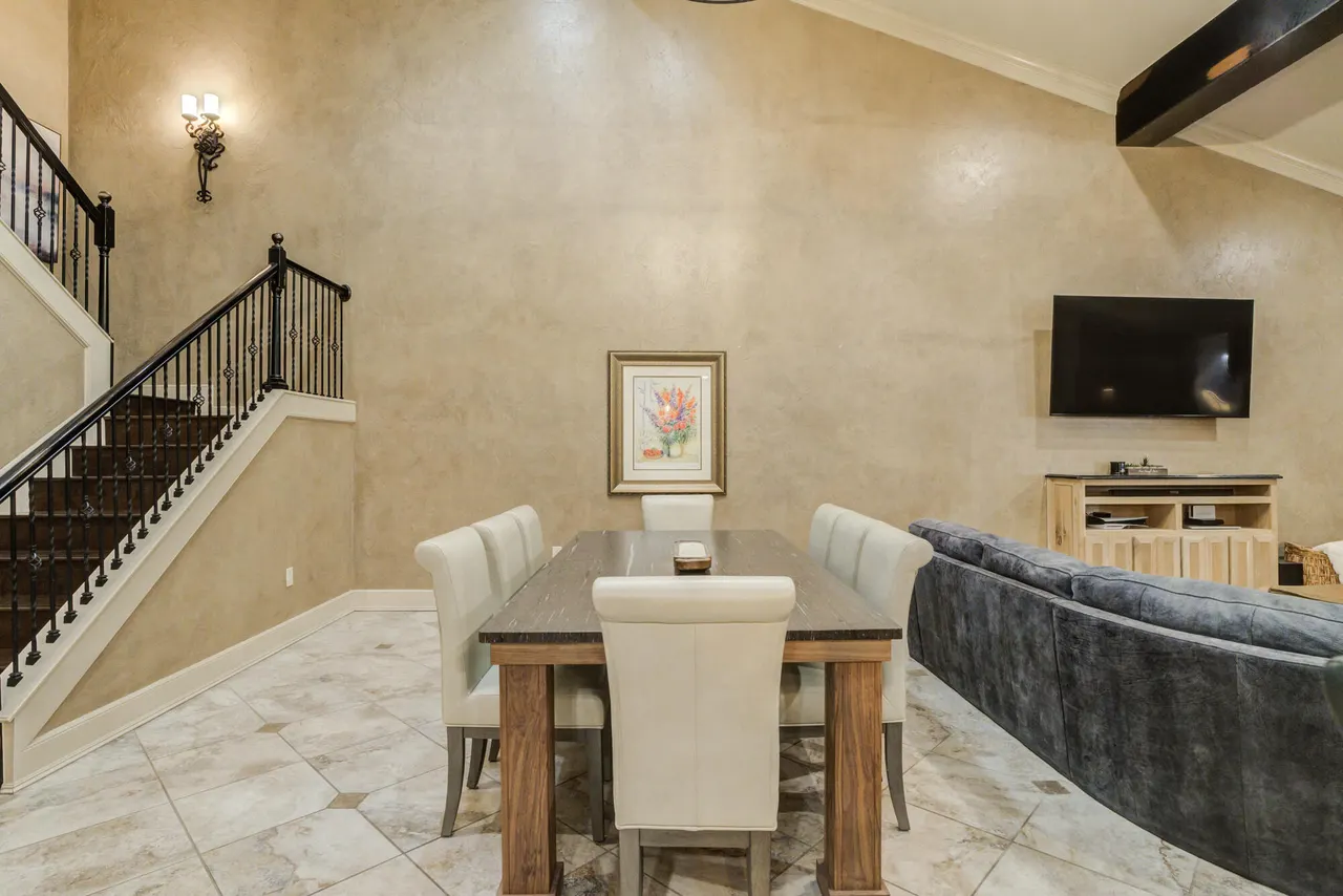 Photo 7 — 8 Tuscan Villas Circle, Lubbock, TX 79423