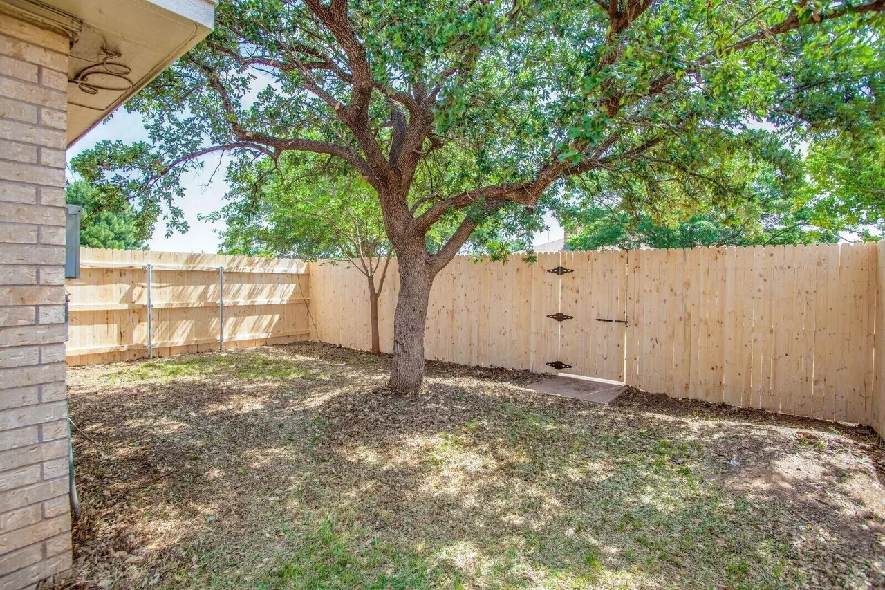 Photo 19 — 6803 Iola Avenue, Lubbock, TX 79424