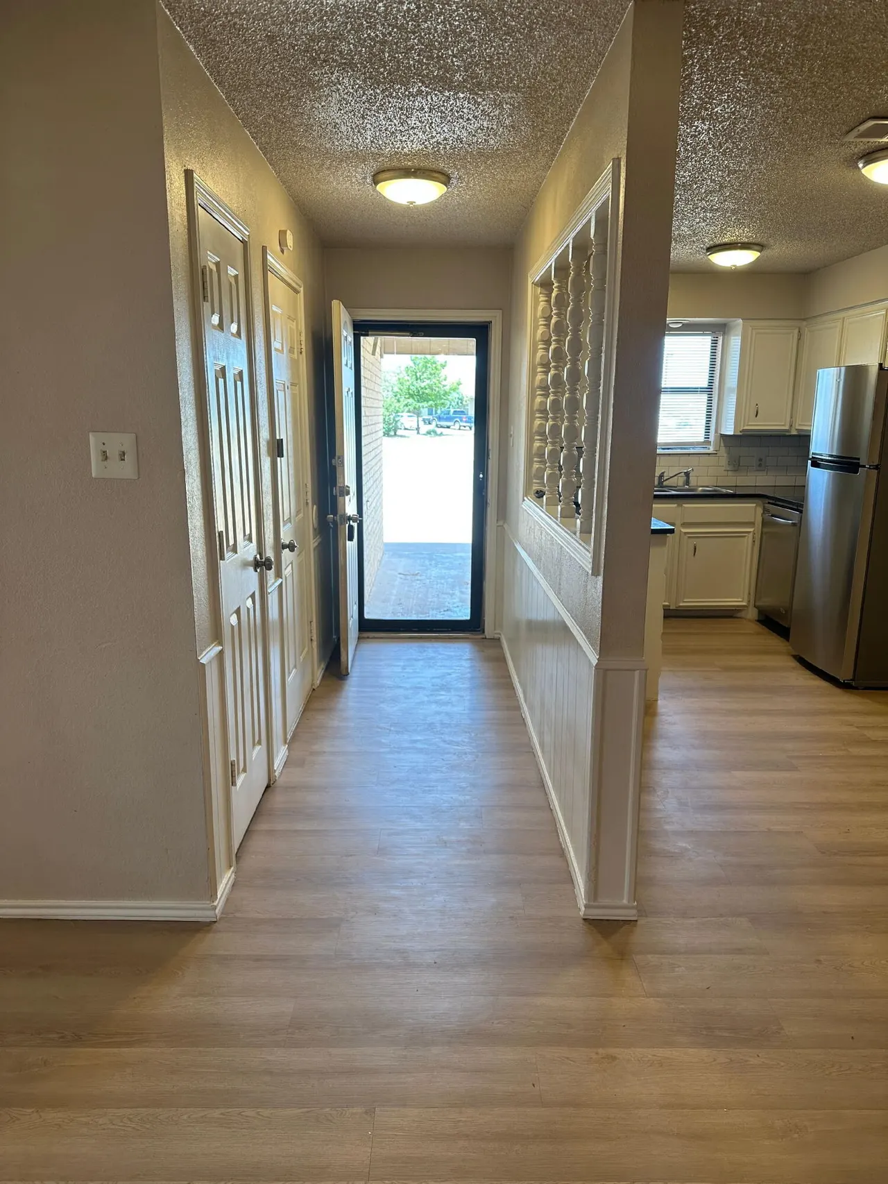 Photo 4 — 6803 Iola Avenue, Lubbock, TX 79424