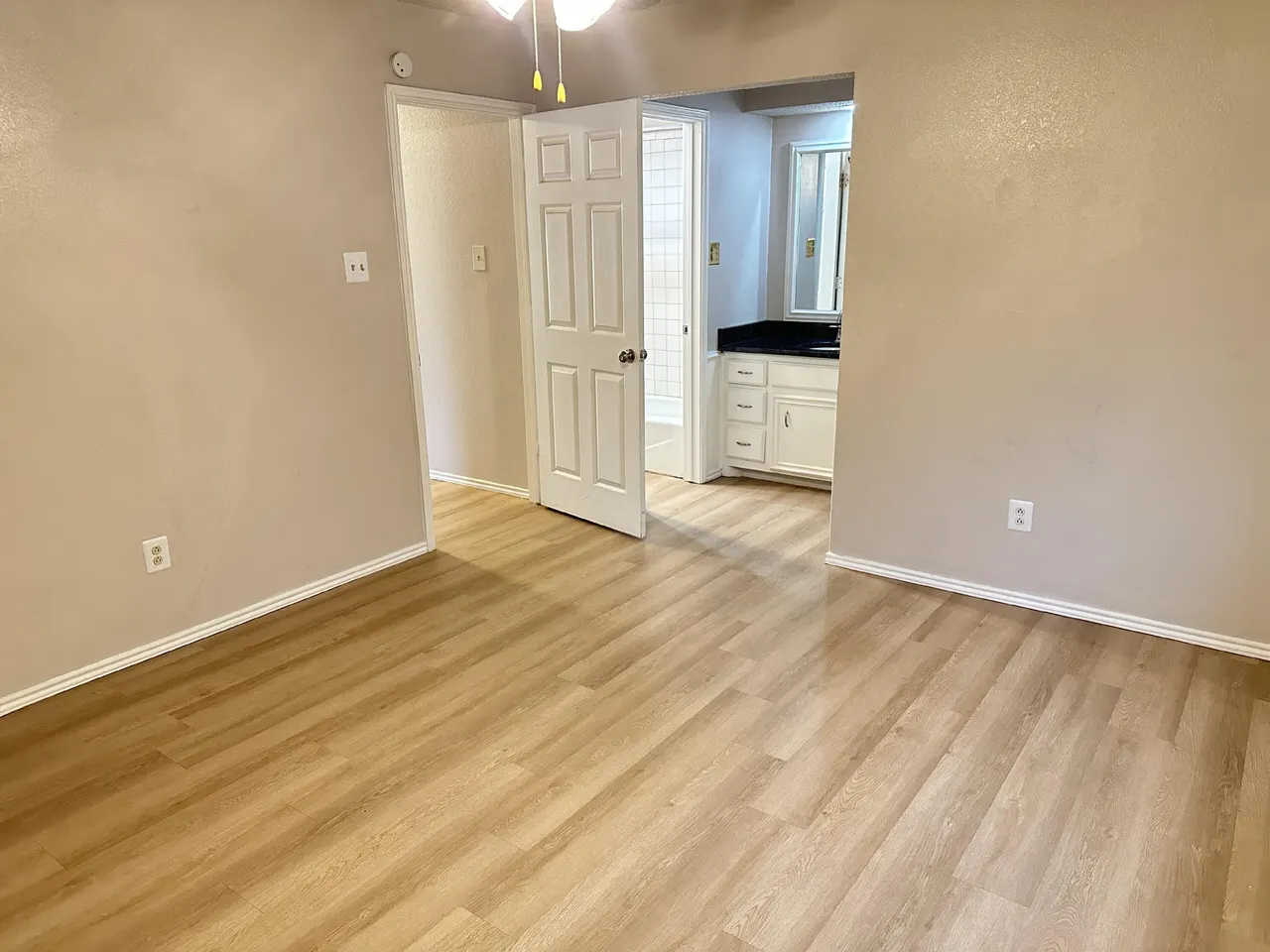 Photo 11 — 6803 Iola Avenue, Lubbock, TX 79424