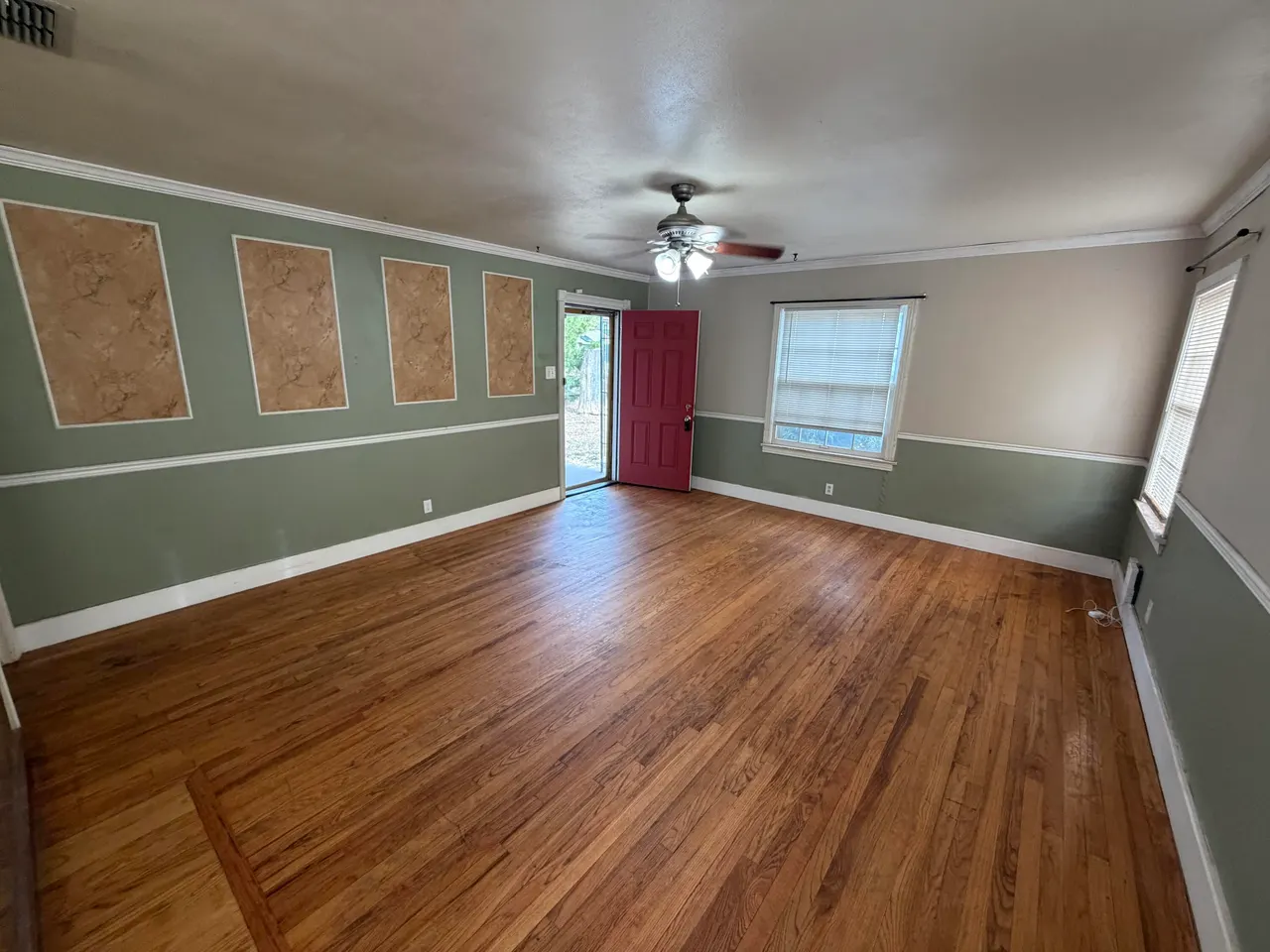 Photo 3 — 2418 29th Street, Lubbock, TX 79411