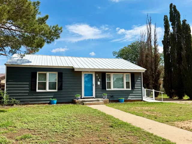 Photo 2 — 814 W 11th Street, Post, TX 79356