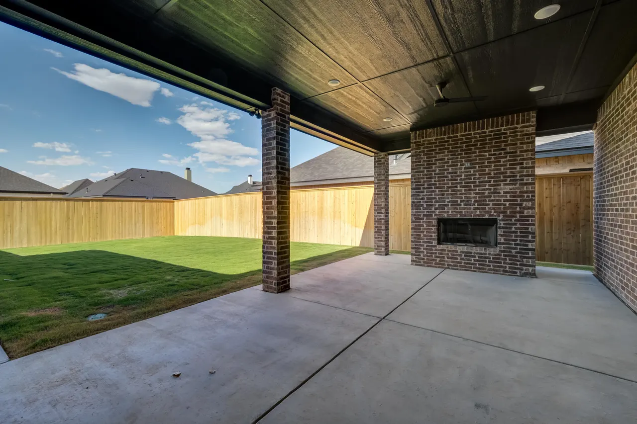 Photo 4 — 3612 143rd Street, Lubbock, TX 79423