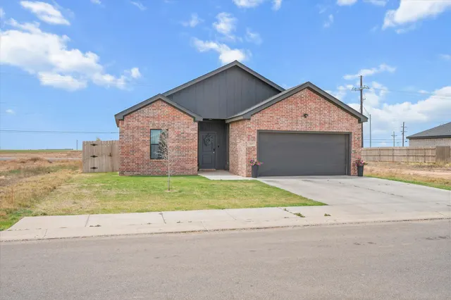 Front exterior — 7807 97th Street, Lubbock, TX 79424