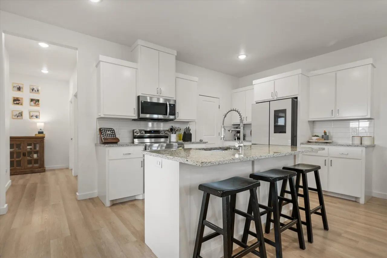 Photo 8 — 7807 97th Street, Lubbock, TX 79424