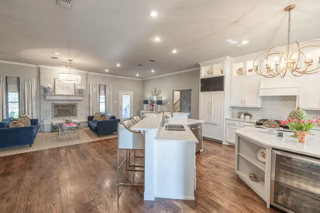 Photo 7 — 516 Avenue R, Shallowater, TX 79363