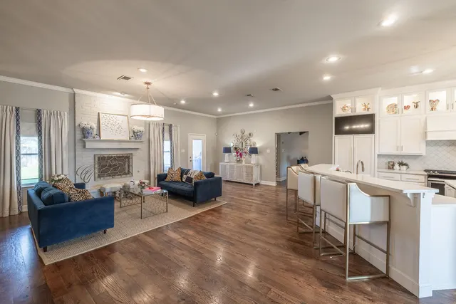 Photo 8 — 516 Avenue R, Shallowater, TX 79363