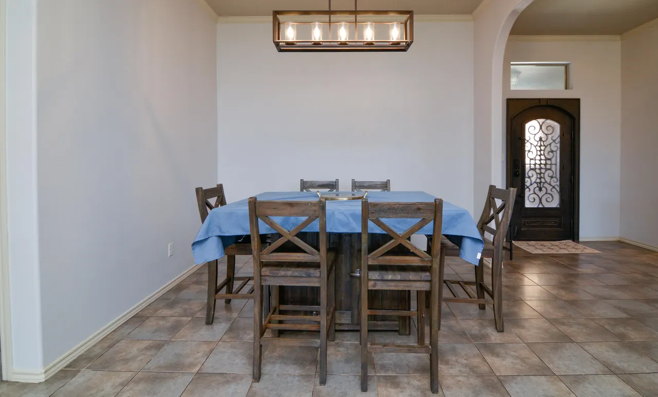 Photo 7 — 6420 94th Street, Lubbock, TX 79424