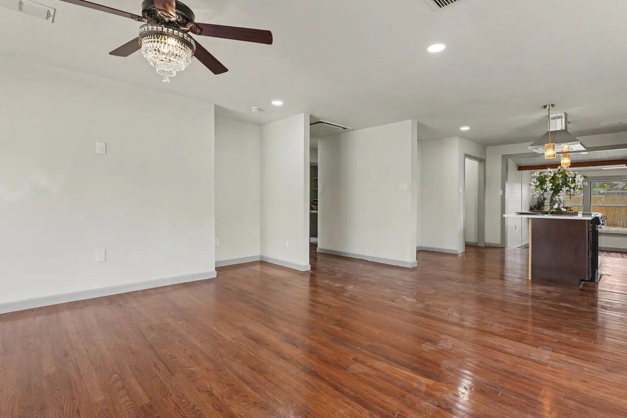 Photo 7 — 3717 26th Street, Lubbock, TX 79410