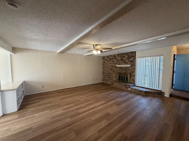 Photo 2 — 3730 86th Drive, Lubbock, TX 79423
