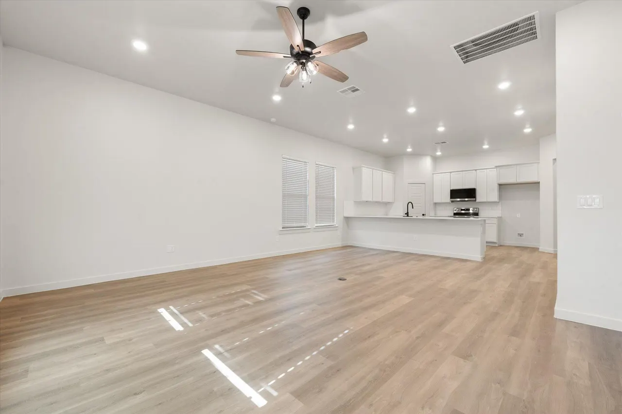Photo 8 — 15406 Grover Avenue, Lubbock, TX 79424