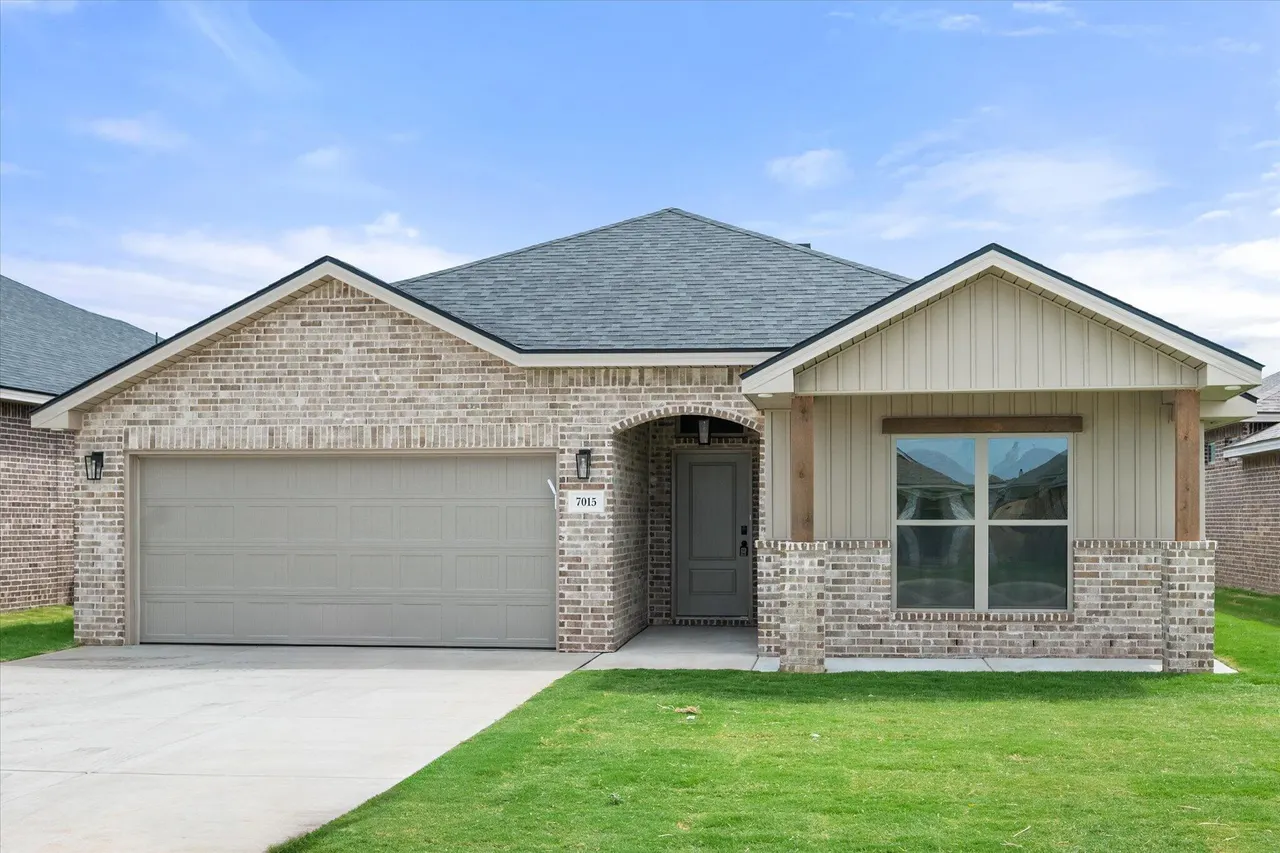 Front exterior — 7015 16th Street, Lubbock, TX 79416