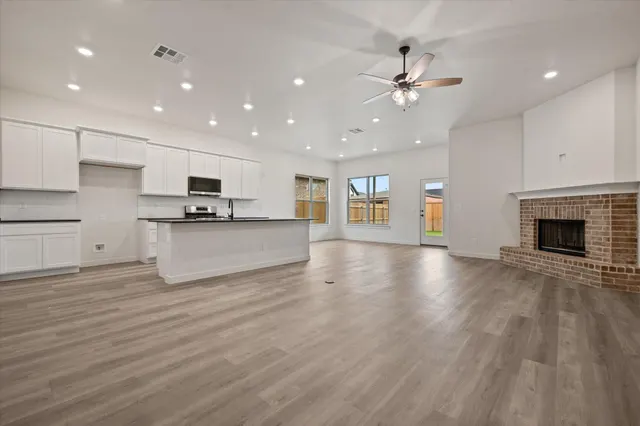 Photo 6 — 7015 16th Street, Lubbock, TX 79416
